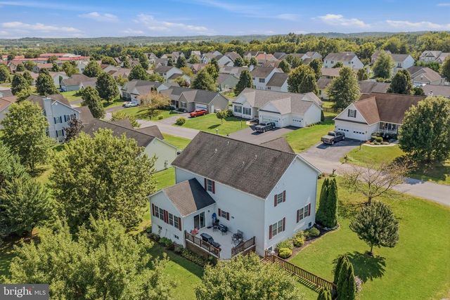 13 CREIGHTON CT, Martinsburg, WV 25404