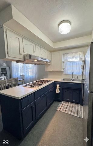 616 Vermillion Court, Anderson, IN 46012