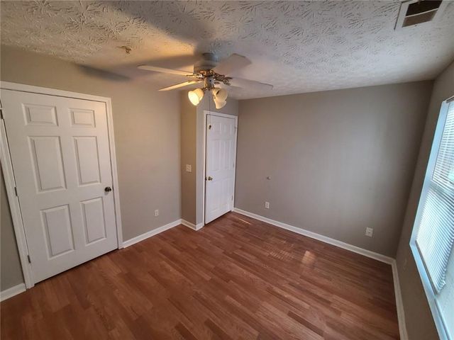 6101 Fairington Village Drive, Lithonia, GA 30038