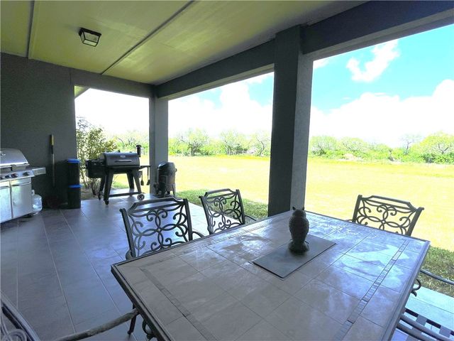 317 County Road 222, Orange Grove, TX 78372