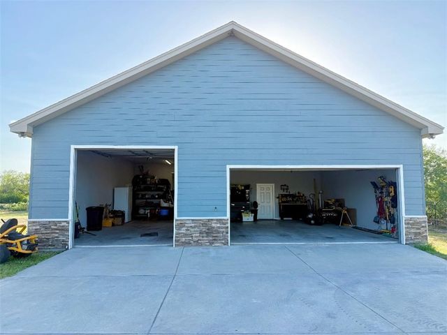 317 County Road 222, Orange Grove, TX 78372