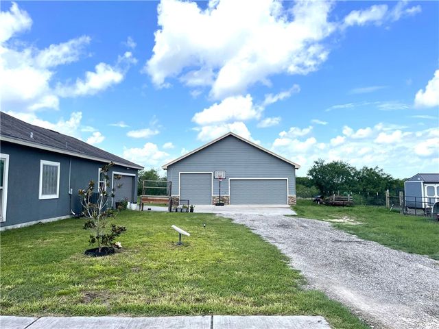 317 County Road 222, Orange Grove, TX 78372