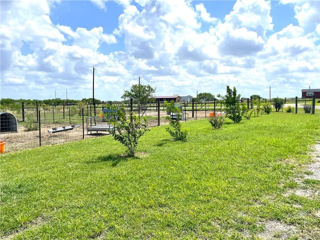 317 County Road 222, Orange Grove, TX 78372