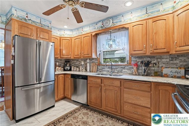3303 Barklay Road, Whitehall Twp, PA 18052