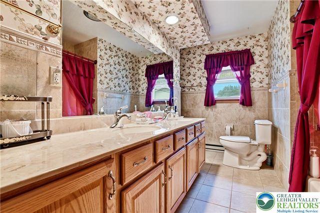 3303 Barklay Road, Whitehall Twp, PA 18052