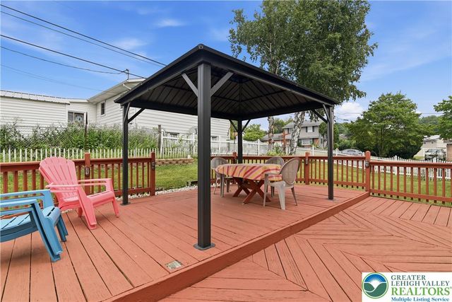 3303 Barklay Road, Whitehall Twp, PA 18052