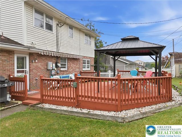 3303 Barklay Road, Whitehall Twp, PA 18052