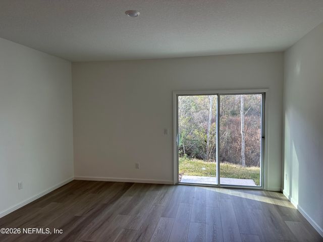 531 HOLLY LAKES Drive, Orange Park, FL 32073