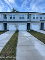 531 HOLLY LAKES Drive, Orange Park, FL 32073