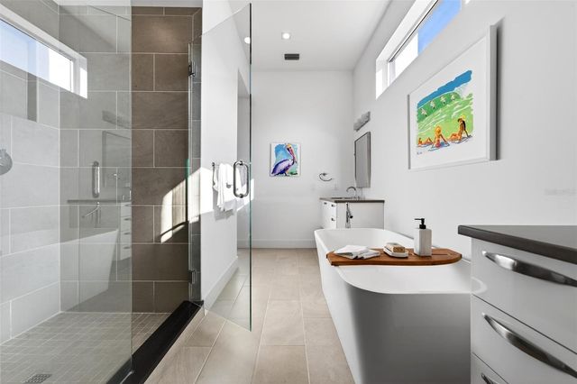 234 COSMOPOLITAN COURT, Sarasota, FL 34236