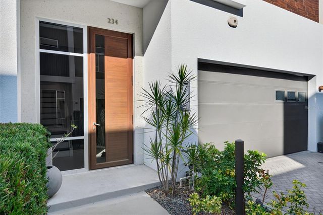 234 COSMOPOLITAN COURT, Sarasota, FL 34236