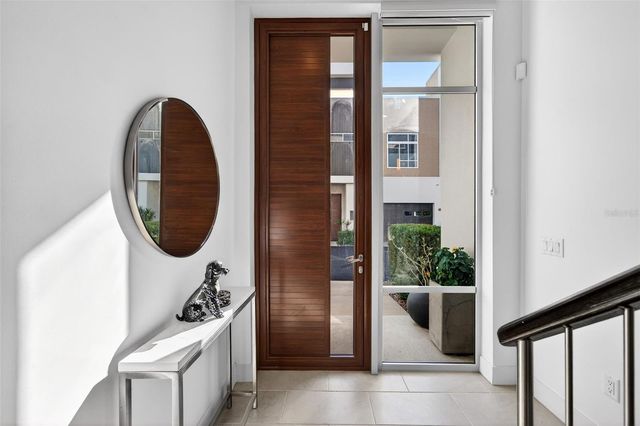 234 COSMOPOLITAN COURT, Sarasota, FL 34236