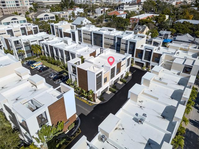 234 COSMOPOLITAN COURT, Sarasota, FL 34236