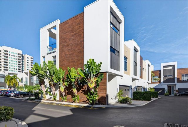 234 COSMOPOLITAN COURT, Sarasota, FL 34236