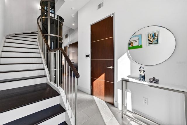 234 COSMOPOLITAN COURT, Sarasota, FL 34236