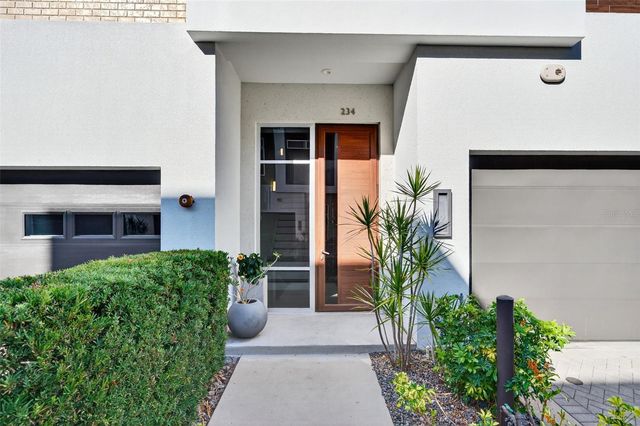 234 COSMOPOLITAN COURT, Sarasota, FL 34236