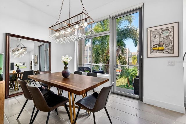 234 COSMOPOLITAN COURT, Sarasota, FL 34236