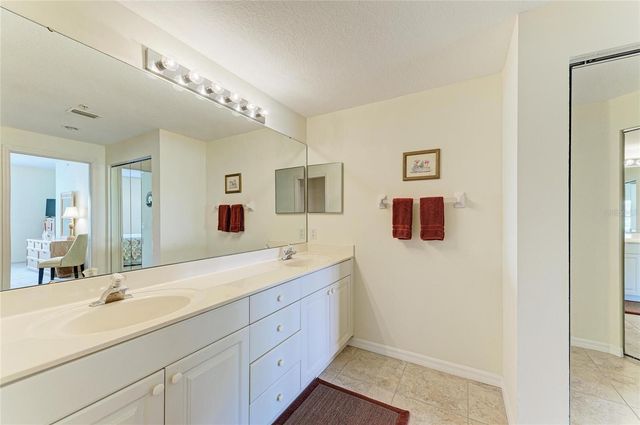 6805 FAIRVIEW TERRACE 23-101, Bradenton, FL 34203