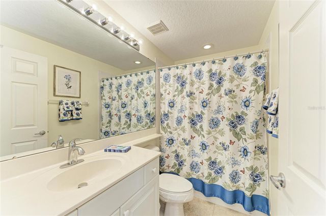 6805 FAIRVIEW TERRACE 23-101, Bradenton, FL 34203