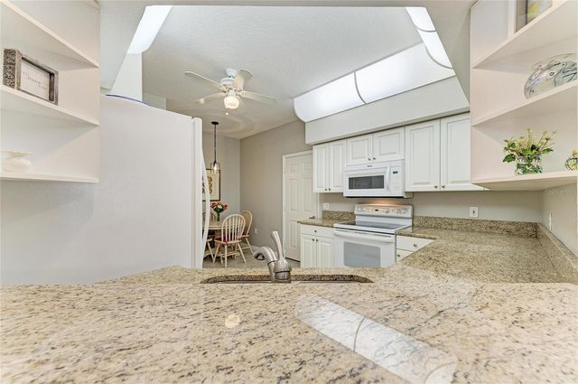 6805 FAIRVIEW TERRACE 23-101, Bradenton, FL 34203