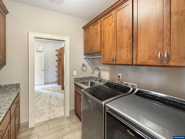 5640 Cinnamon Teal St SE, Salem, OR 97306