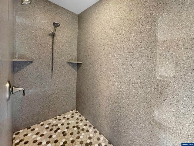 5640 Cinnamon Teal St SE, Salem, OR 97306