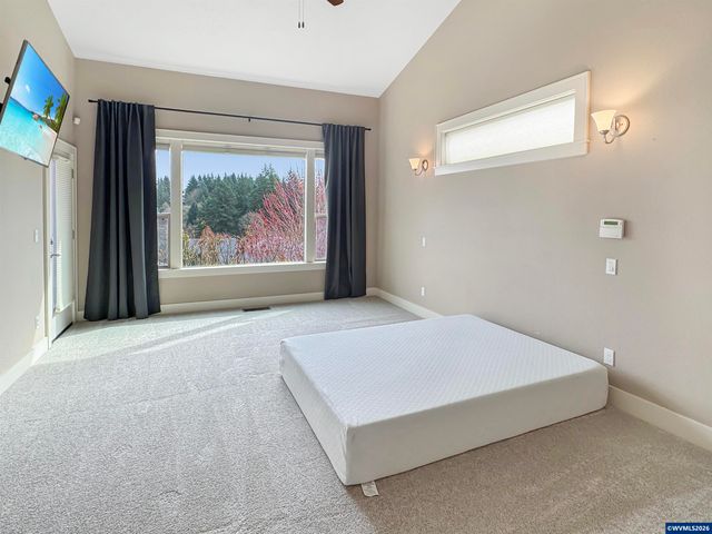 5640 Cinnamon Teal St SE, Salem, OR 97306