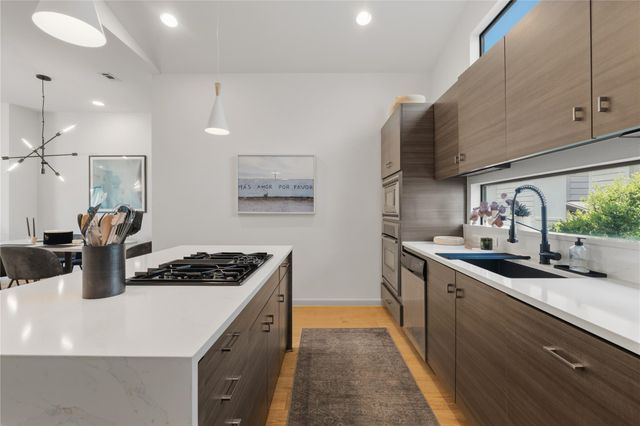 3412 Georgia Lee DR, Austin, TX 78704