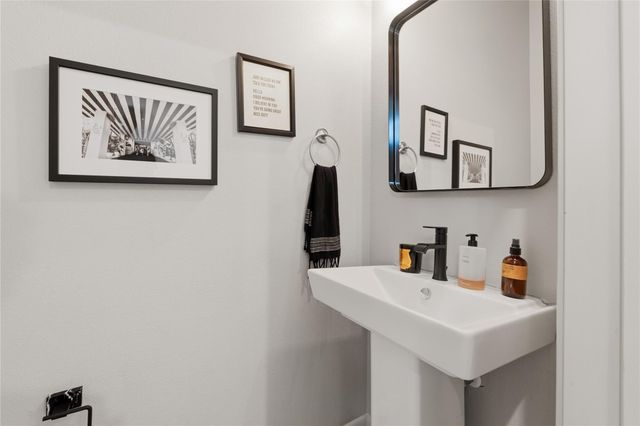 3412 Georgia Lee DR, Austin, TX 78704
