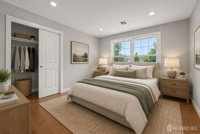 26 Morris Avenue, Edison, NJ 08837