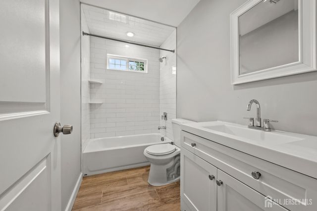 26 Morris Avenue, Edison, NJ 08837