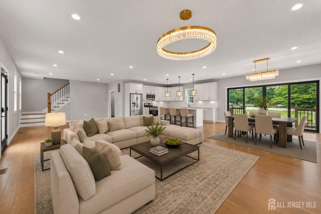 26 Morris Avenue, Edison, NJ 08837