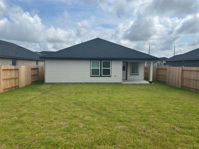 1307 Windom Court Way, Fresno, TX 77545