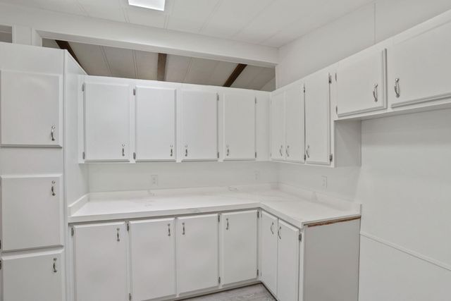 2124 Key West Ln, Modesto, CA 95350