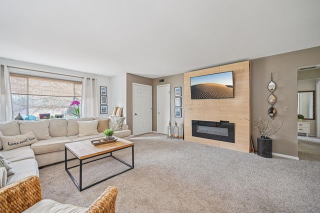 2076-2078 Stowe Drive 2076-2078 Stowe Drive, Springfield, OH 45505