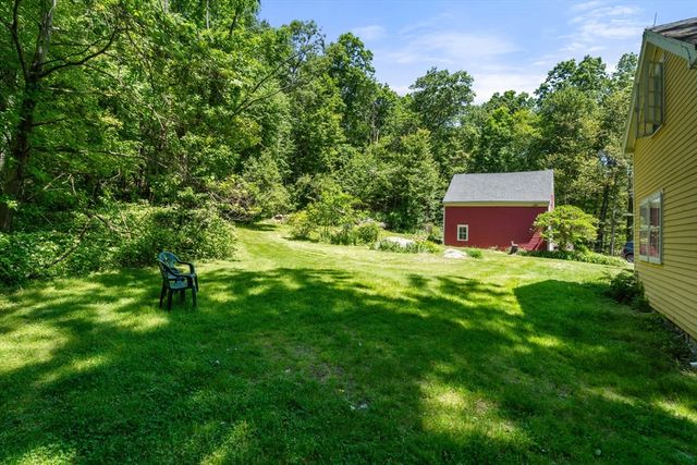 68 Spring St, Hopkinton, MA 01748
