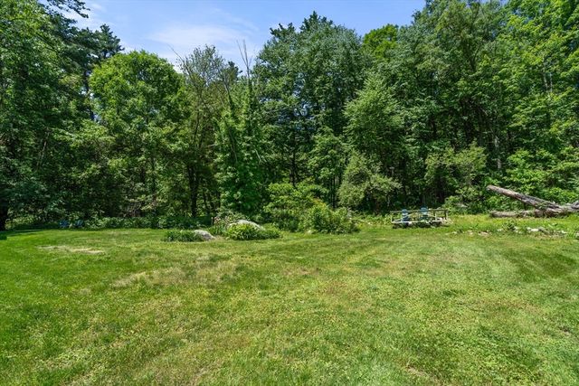 68 Spring St, Hopkinton, MA 01748
