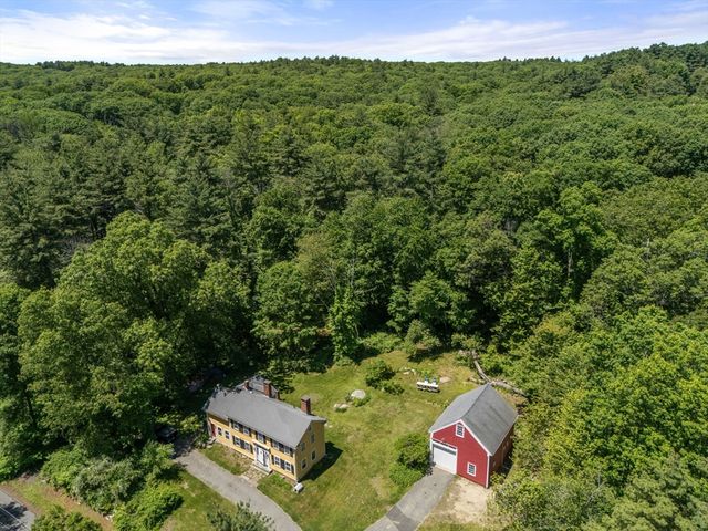 68 Spring St, Hopkinton, MA 01748