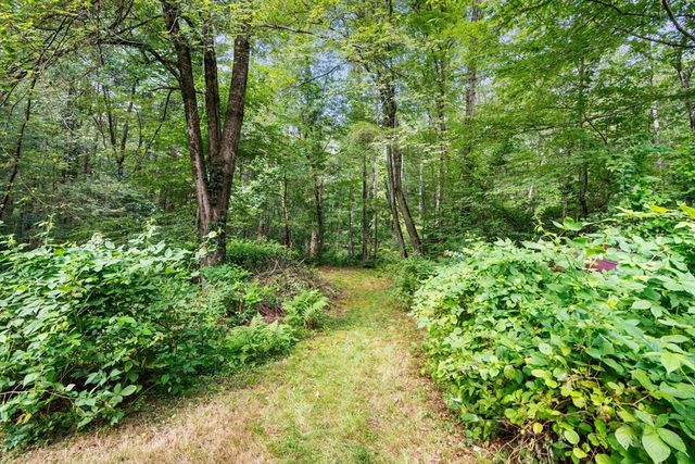 68 Spring St, Hopkinton, MA 01748