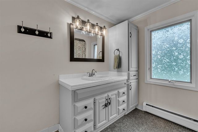 1675 S Sheldon Road, Canton, MI 48188