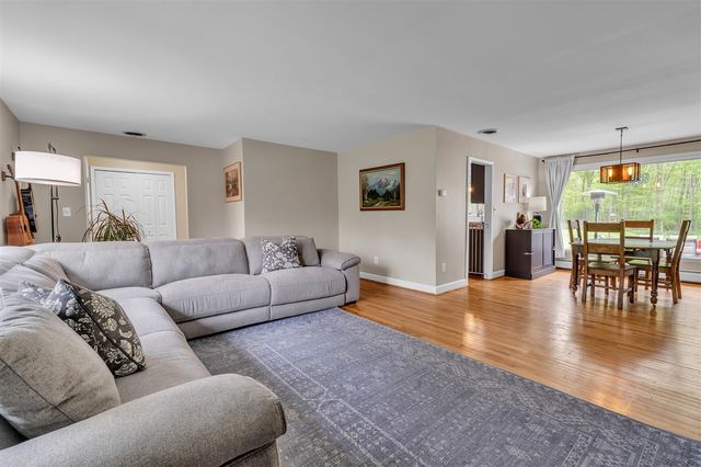 1675 S Sheldon Road, Canton, MI 48188
