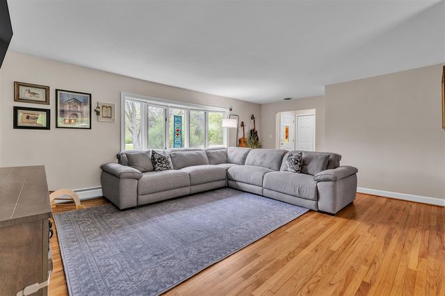 1675 S Sheldon Road, Canton, MI 48188