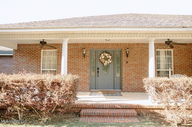 2208 Highland Drive, Gautier, MS 39553