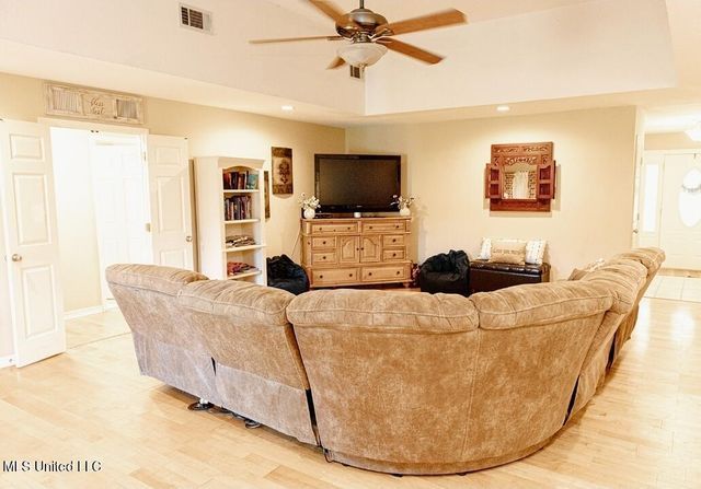 2208 Highland Drive, Gautier, MS 39553