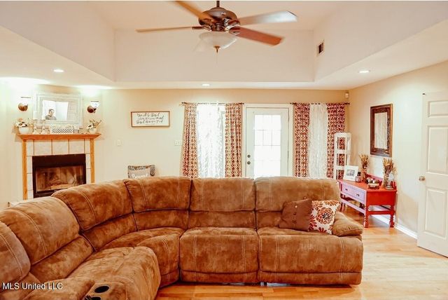 2208 Highland Drive, Gautier, MS 39553