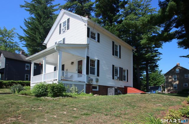 7 Middle Lane, Simsbury, CT 06070
