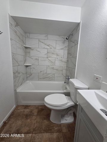 336 S WEAVER Drive, Apache Junction, AZ 85120