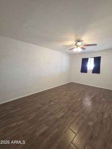 336 S WEAVER Drive, Apache Junction, AZ 85120