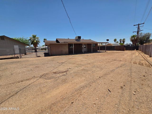 336 S WEAVER Drive, Apache Junction, AZ 85120