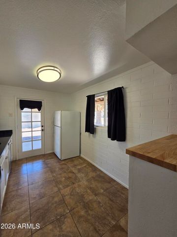 336 S WEAVER Drive, Apache Junction, AZ 85120